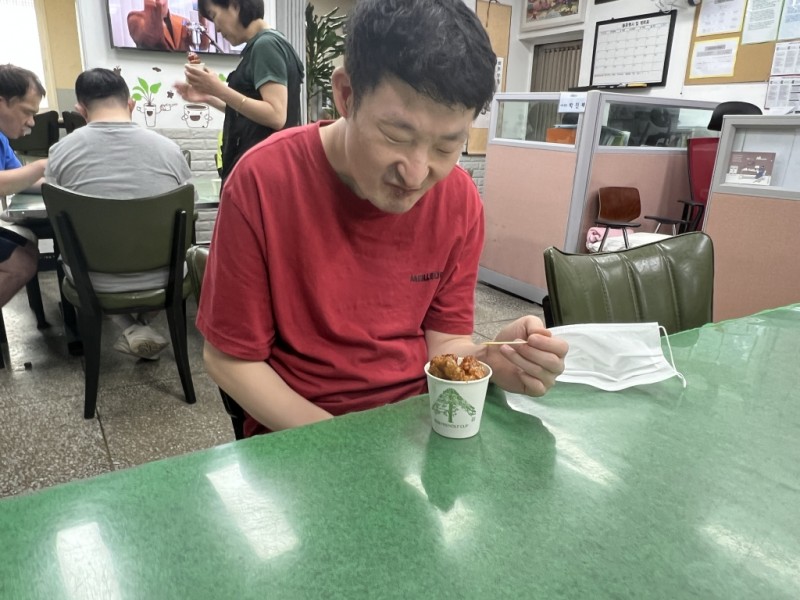 761c0fa4851599a2726f10b4d213d160_1656920384_72.jpg